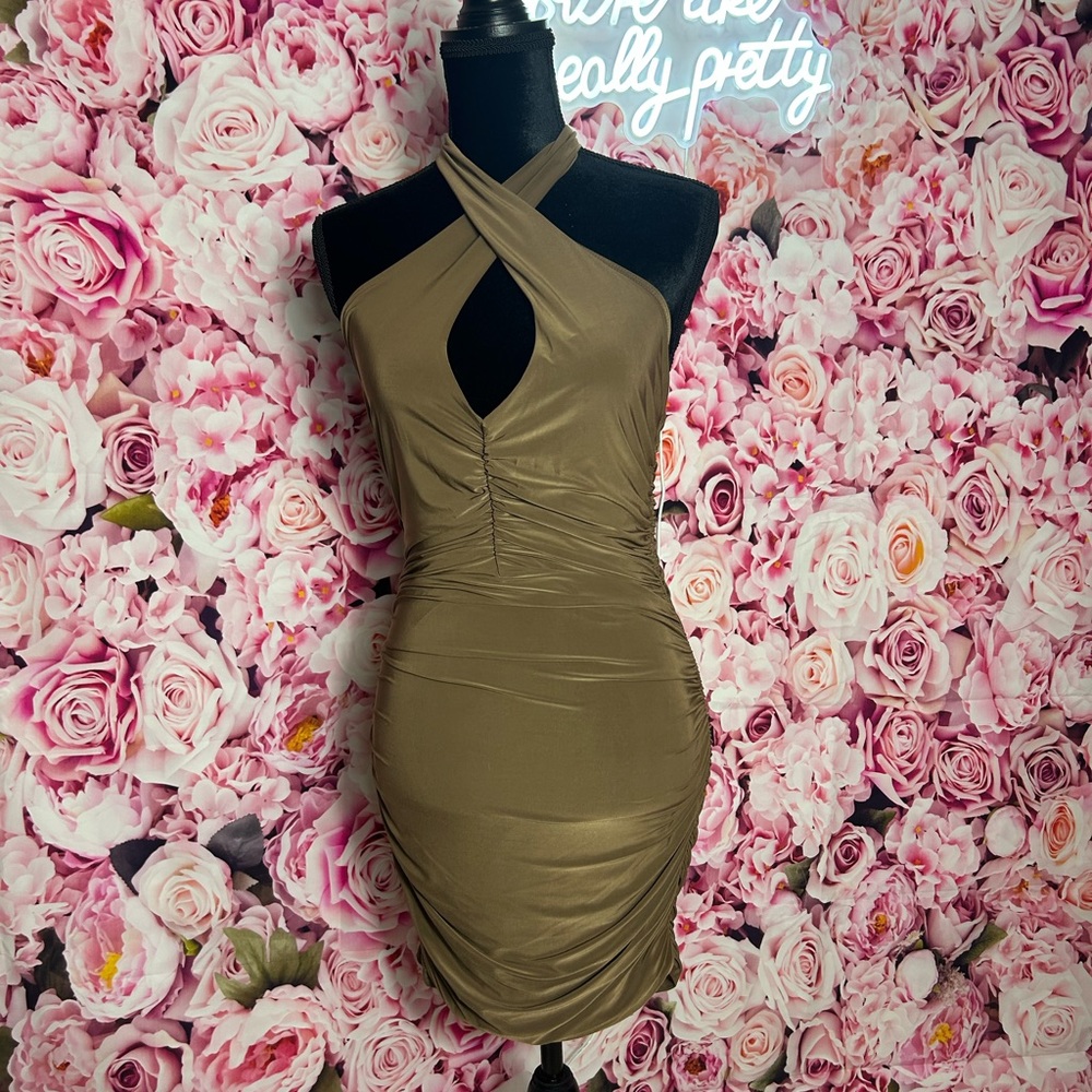 Halter neck dress